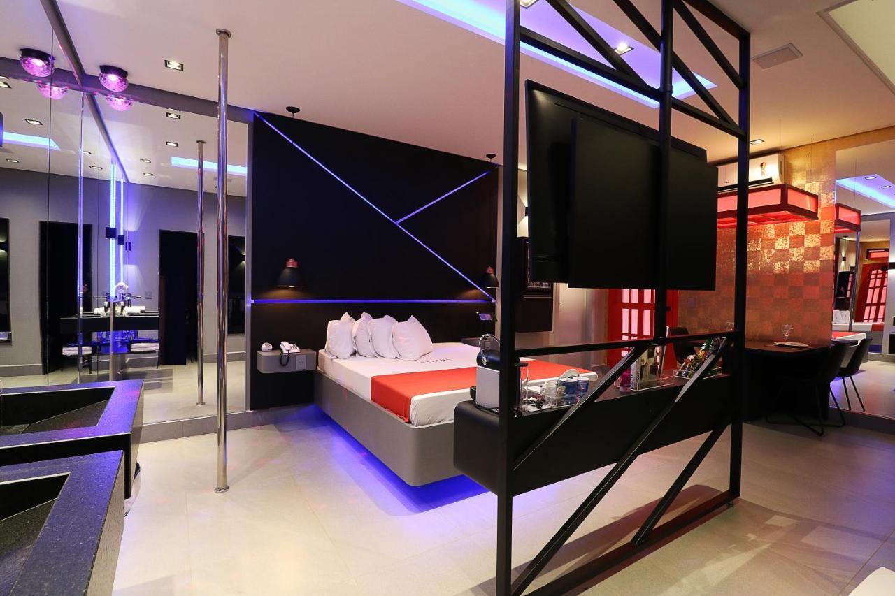 Savana (Adults Only) Ribeirao Preto Luaran gambar